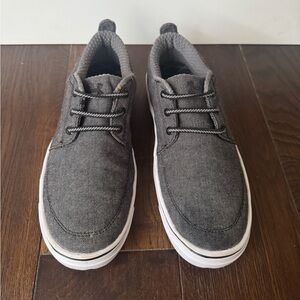 Youth Under Armour “Street Encounter” slip-on sneakers